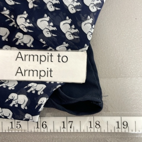 CABI Blouse Women's Small Blue Elephant Print Parade Top Short Sleeve Style 5345 - Picture 13 of 14